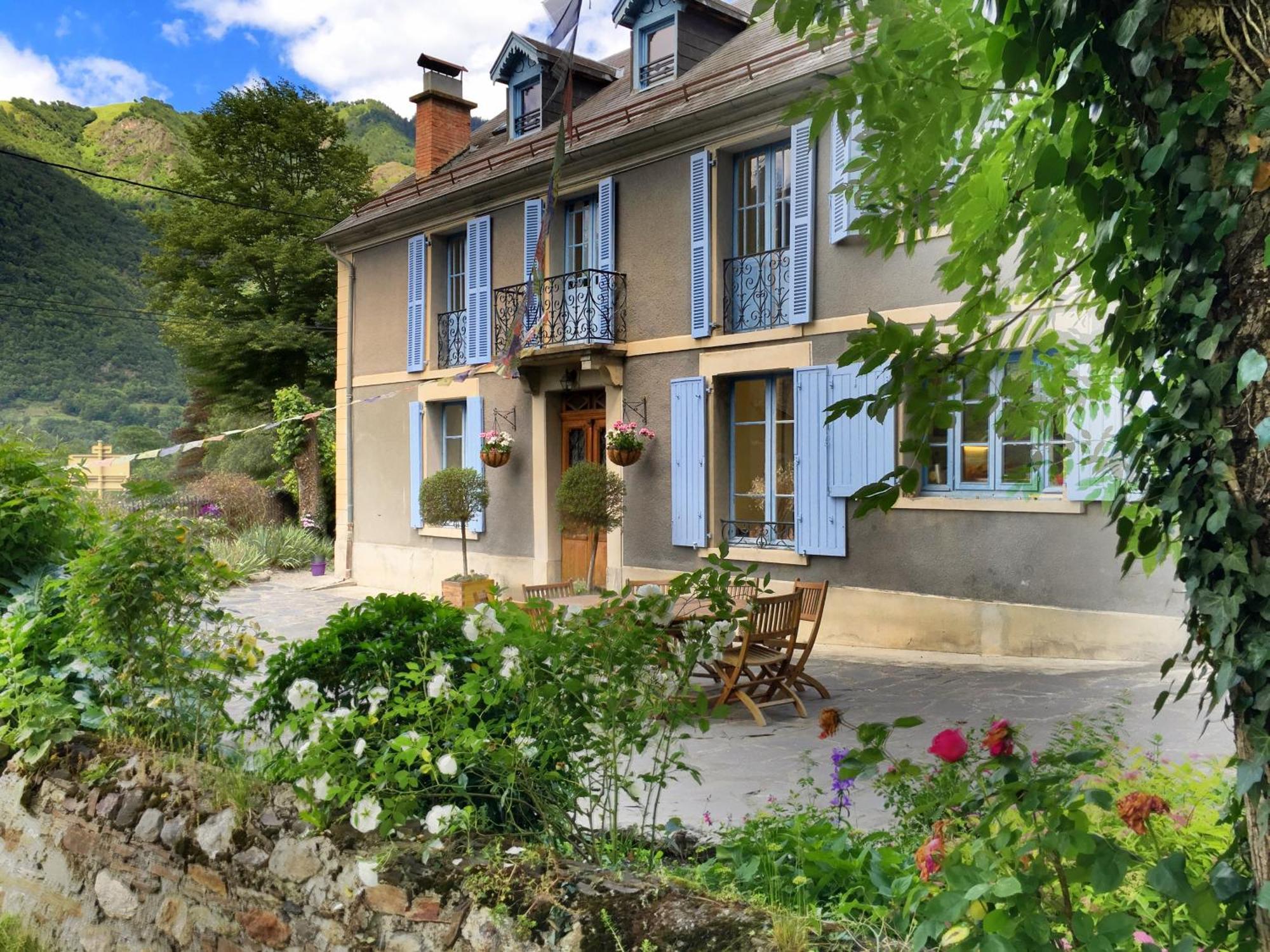 Papilio Bed & Breakfast Montauban-de-Luchon Exterior foto